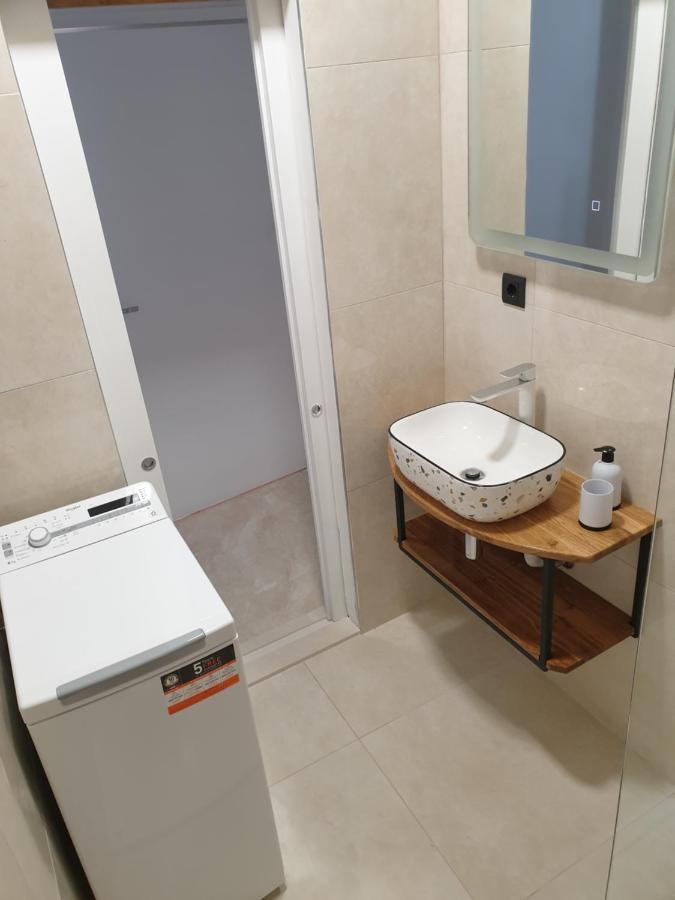 Apartments Gabi Omis Exterior photo